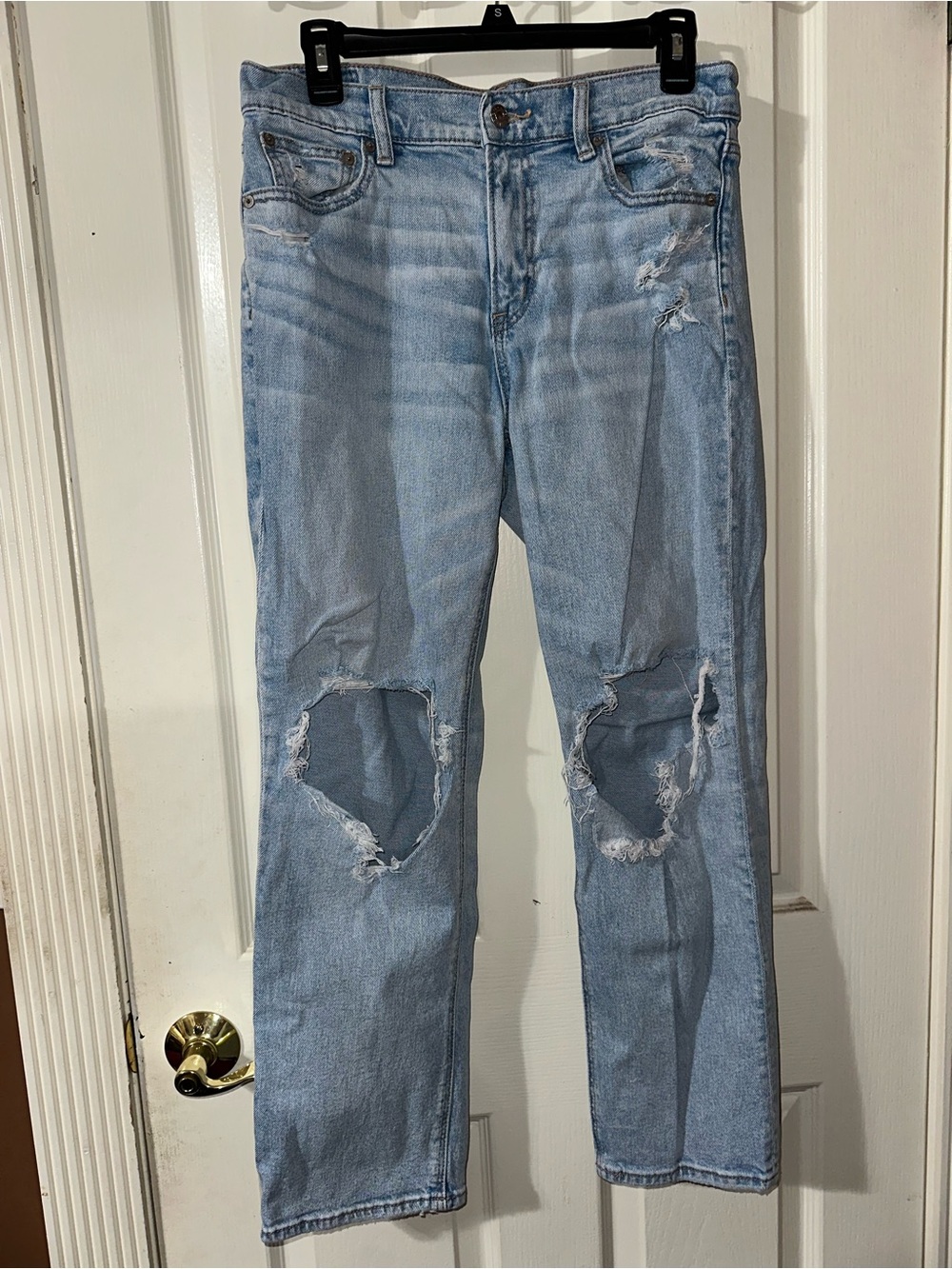 American Eagle Outfitters Light Blue Super High Rise Ankle Straight Jeans